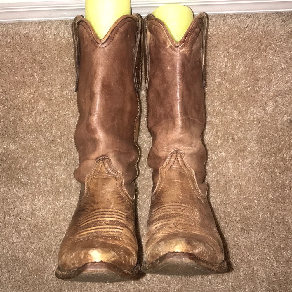 Ariat Tan Leather Cowboy Boots Size 7.5